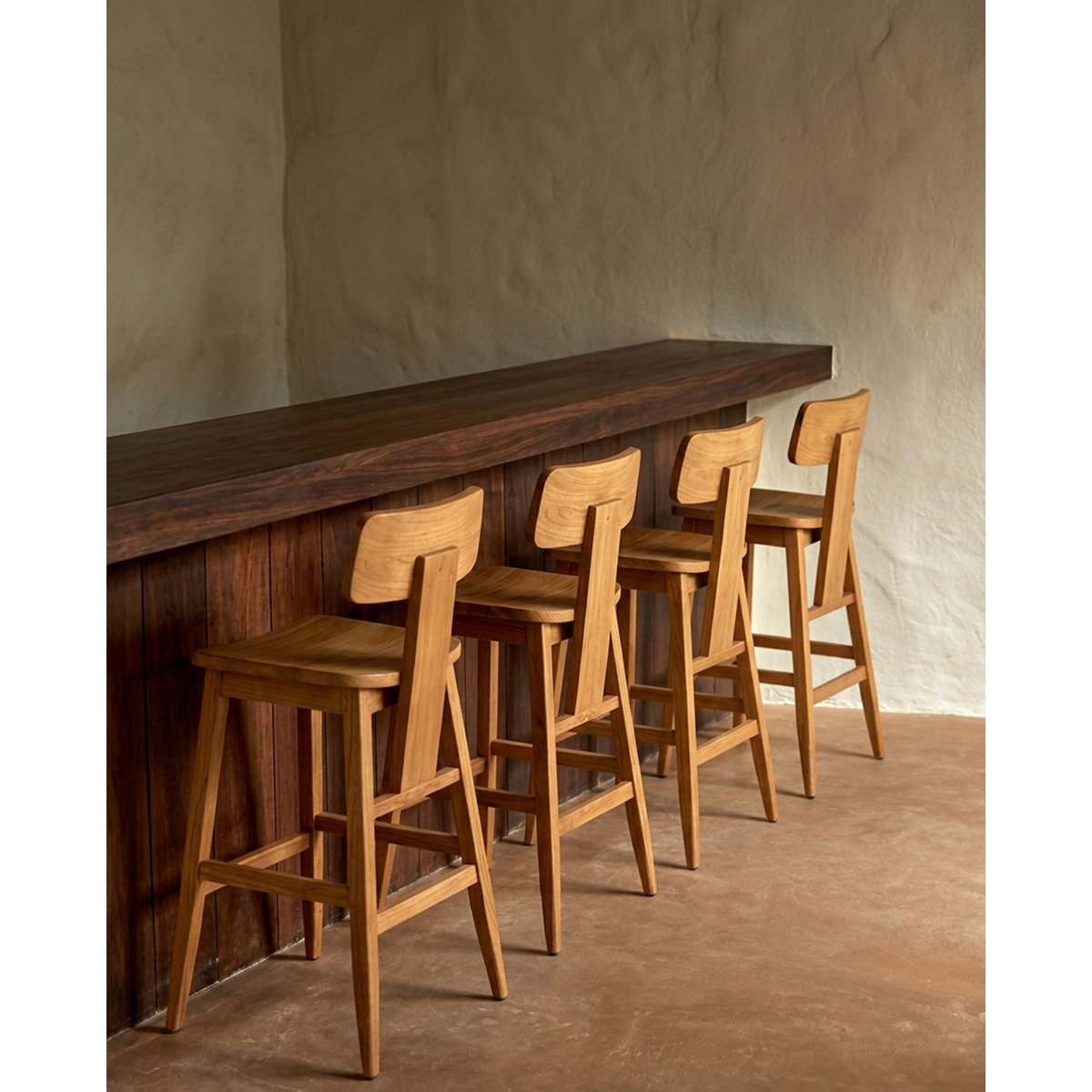 Tabouret de bar en suar LOVYA beige, BAZAR BIZAR