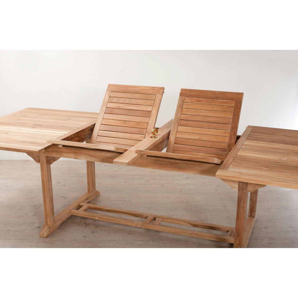 Ensemble de repas table rectangulaire 8 chaises en teck ALERIA bois naturel, PIER IMPORT