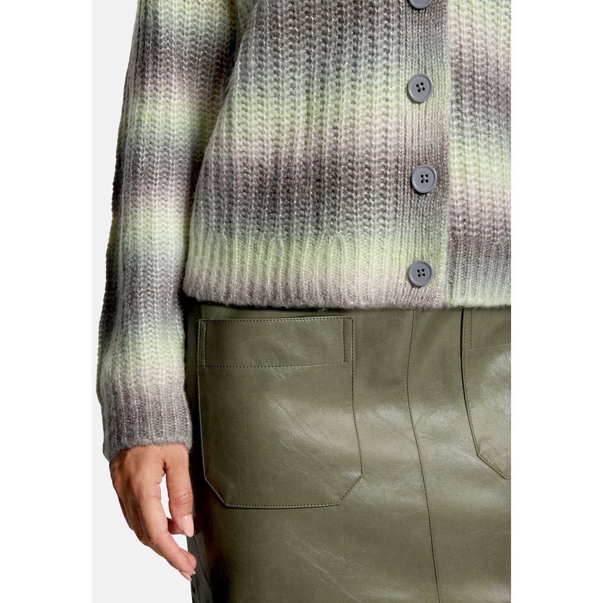 Cardigan en maille à encolure en v khaki/cream, CARTOON