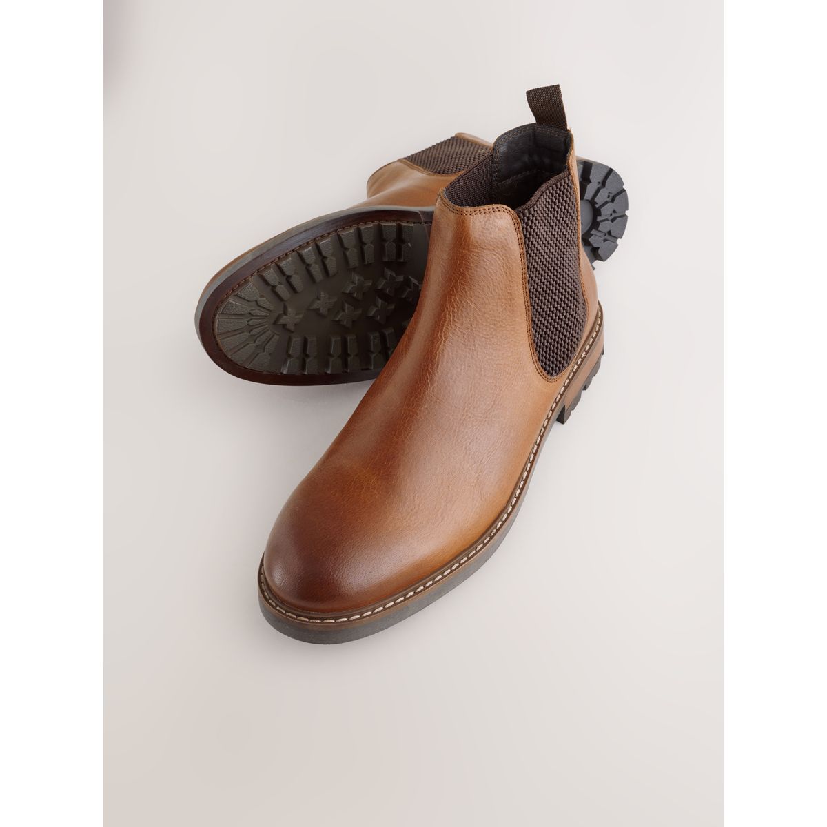 Bottines chelsea en cuir décontractées marron fauve, NEXT