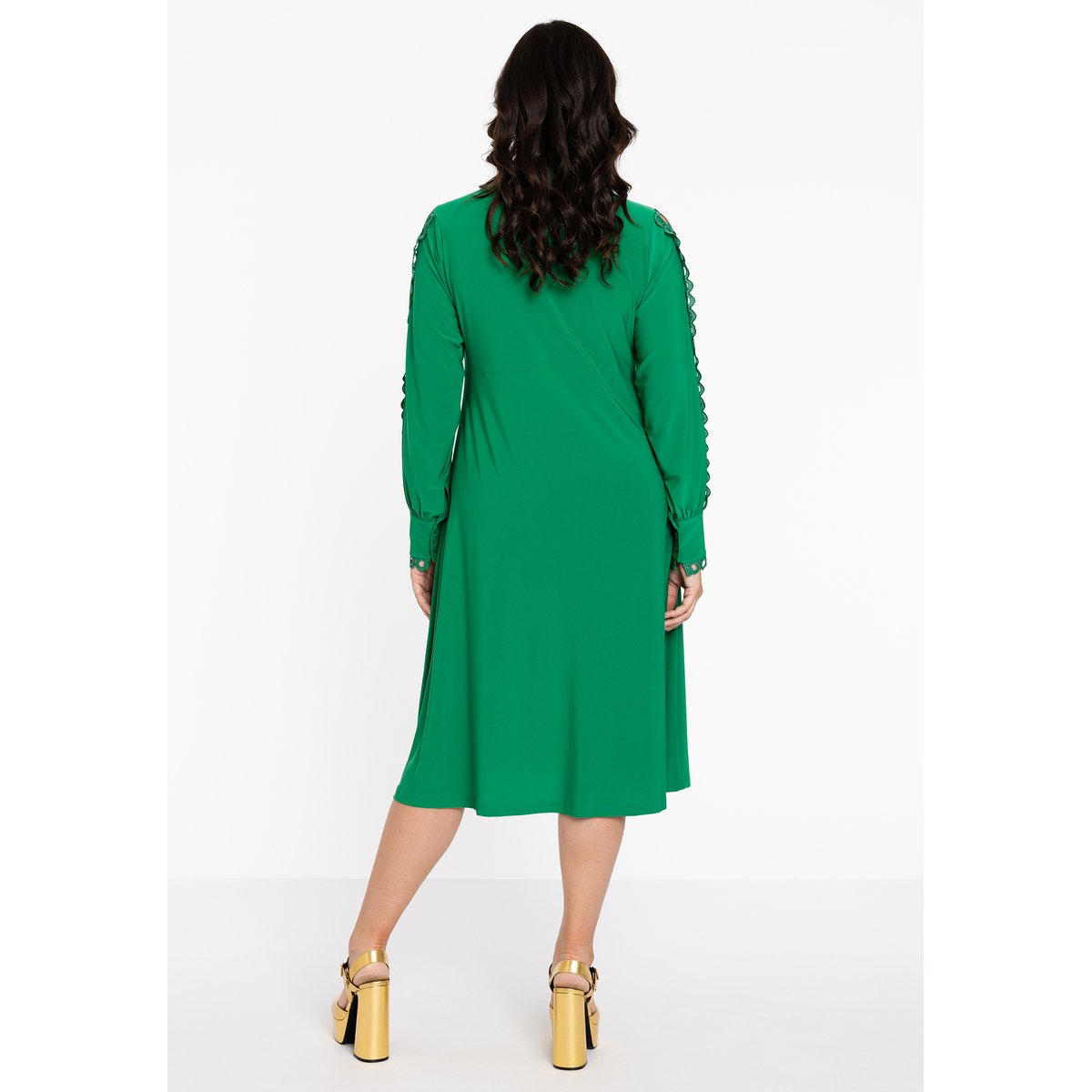 Robe brodée vert, YOEK