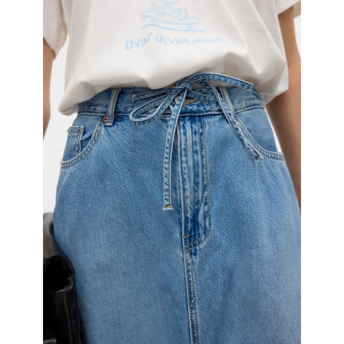 Jupe longue en jean avec ceinture à nouer light blue, VERO MODA