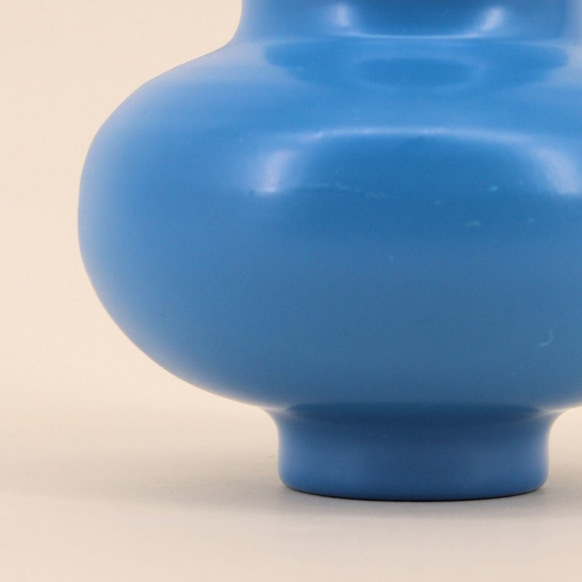 Vase en métal avec anse, H17cm bleu, ORNAMI