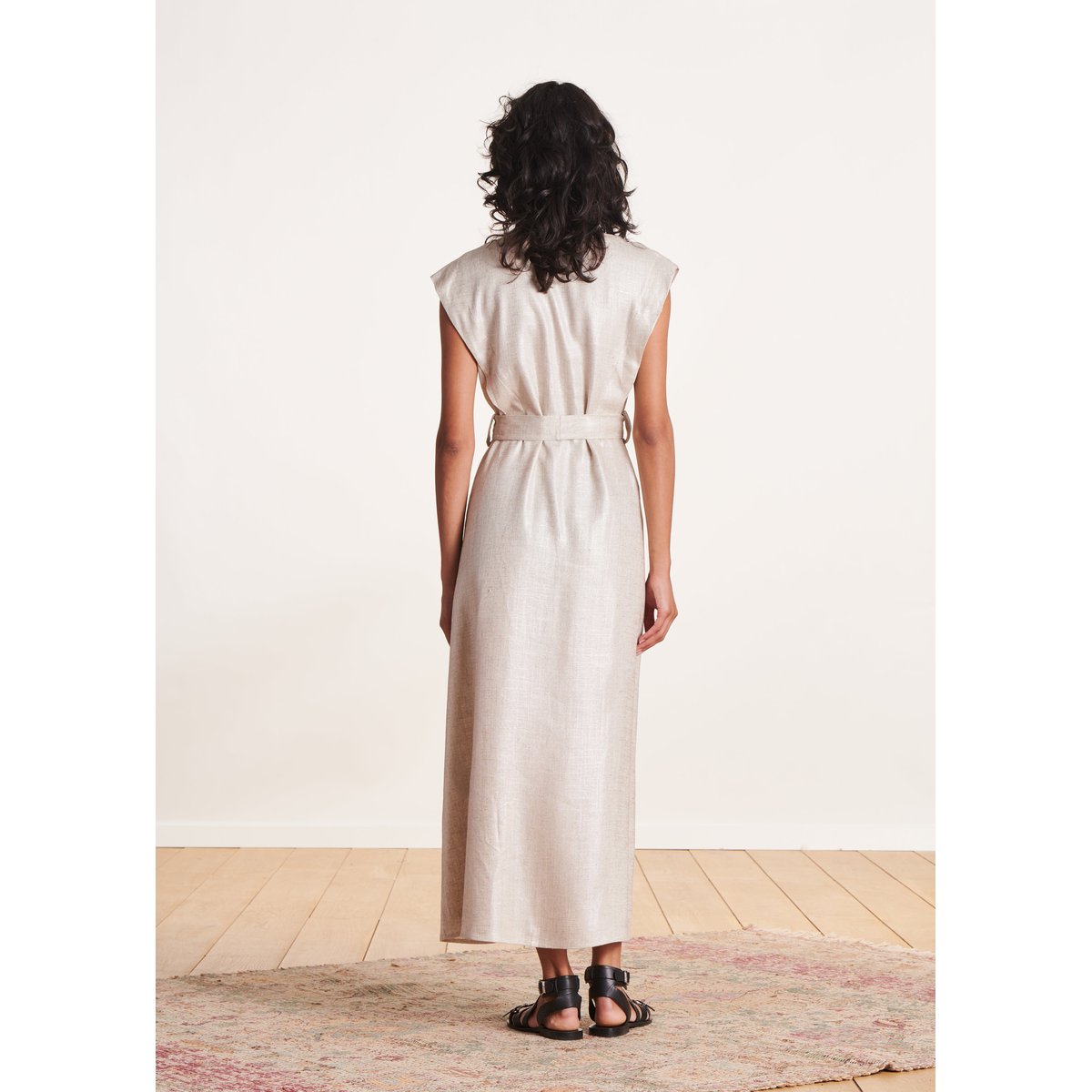 Robe mi-longue cache-cœur irisé en lin foiled greige, LA FEE MARABOUTEE