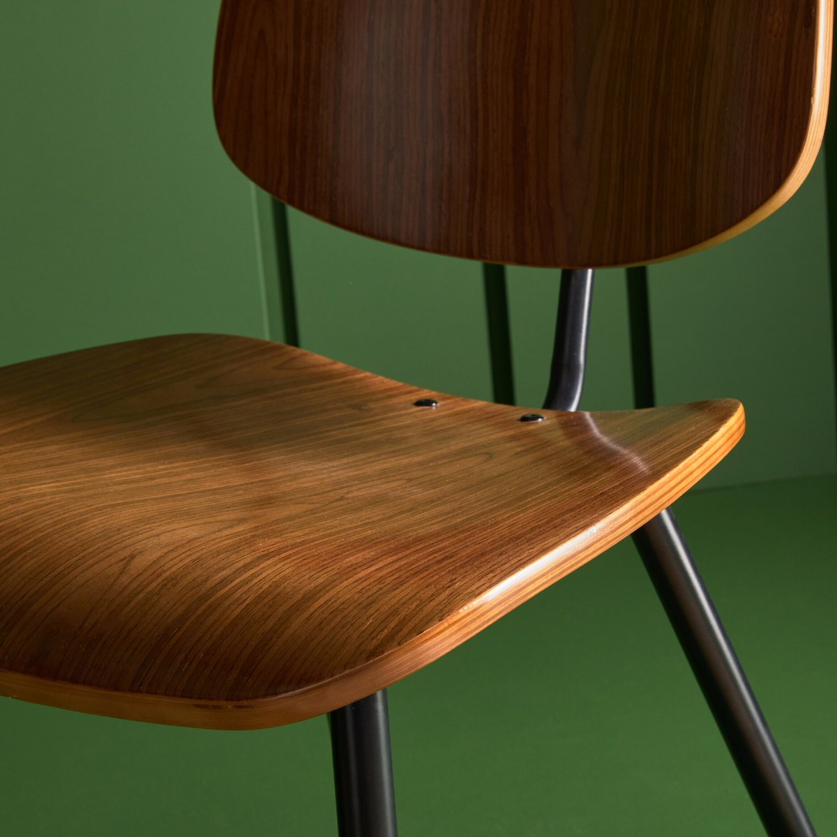 Chaises finition noyer Olympia - lot de 2 bois foncé, SIGNATURE