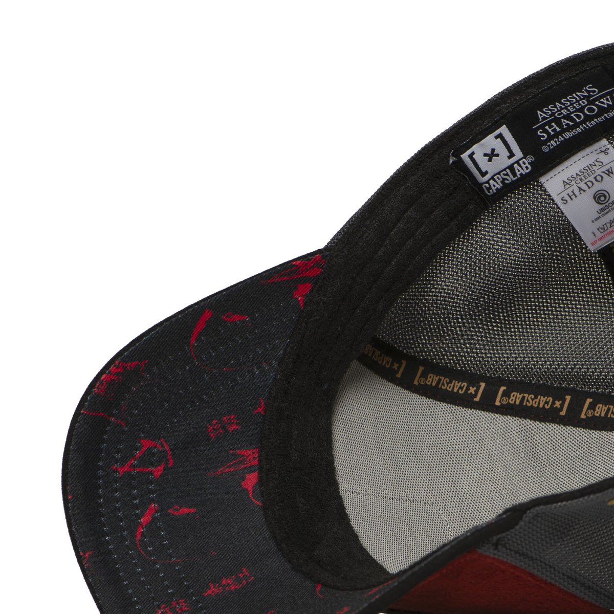 Casquette trucker Assassin's Creed rouge/noir, CAPSLAB