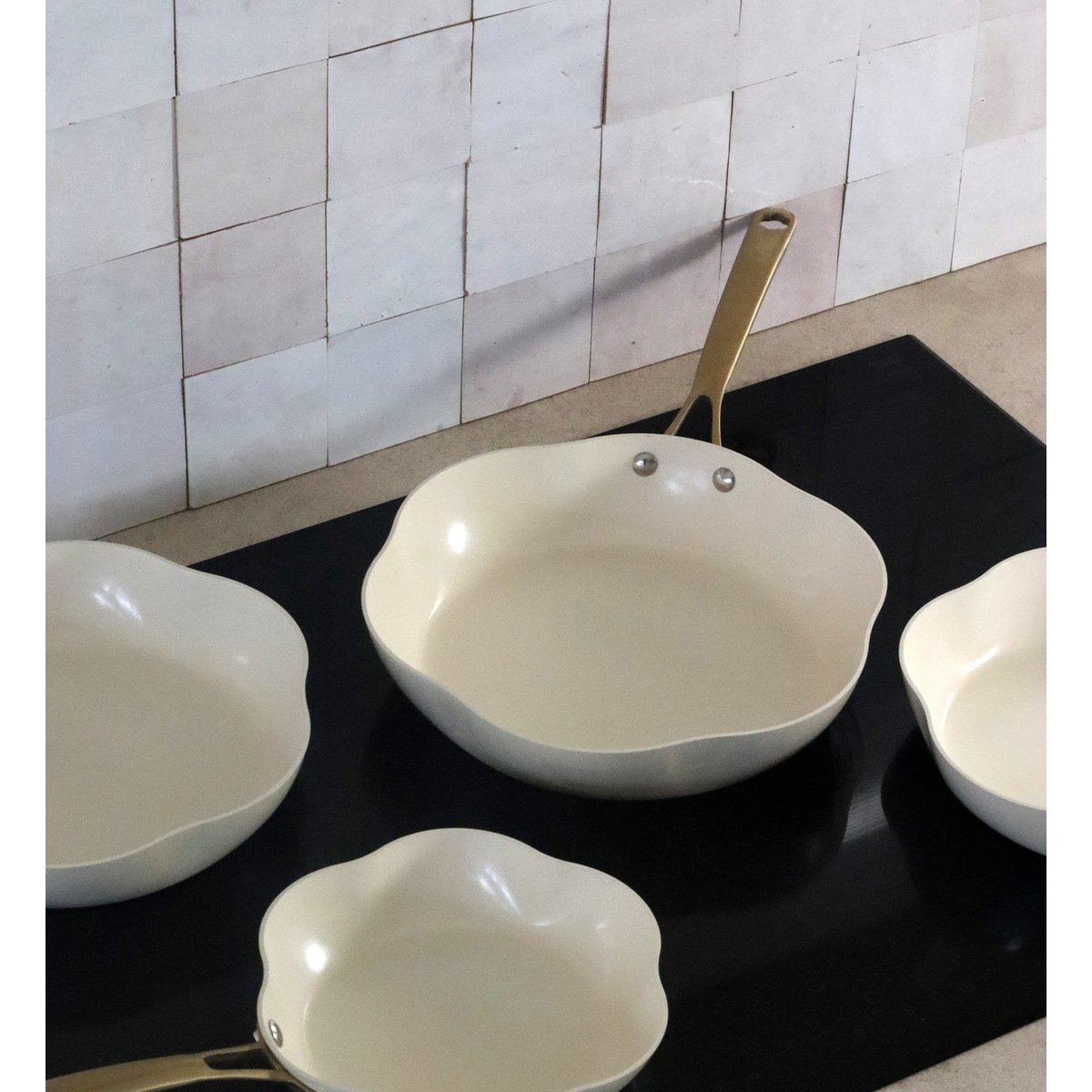 Poêle en aluminium recyclé, DAHLIA beige, MENASTYL