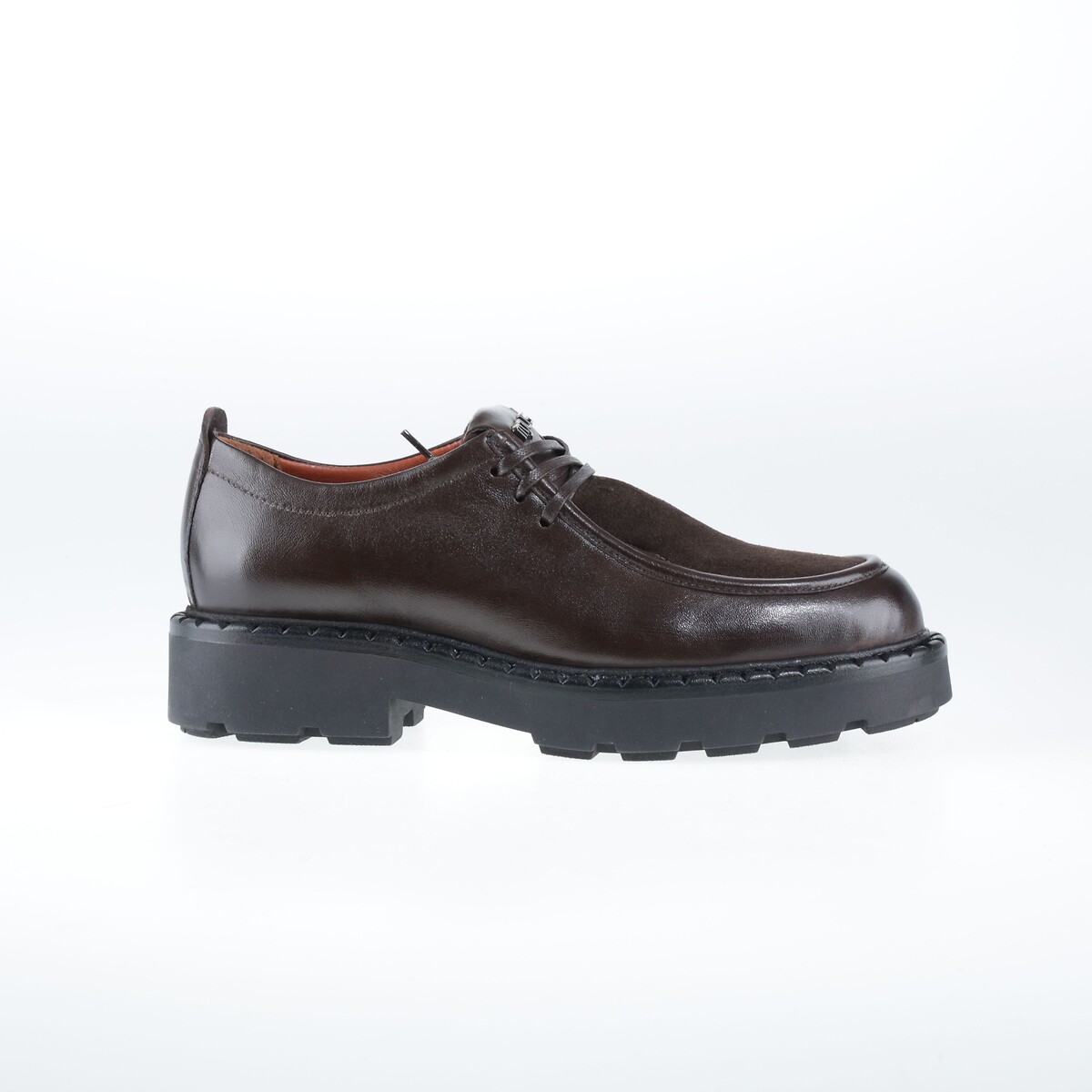 Derbies em pele castanho escuro, MJUS