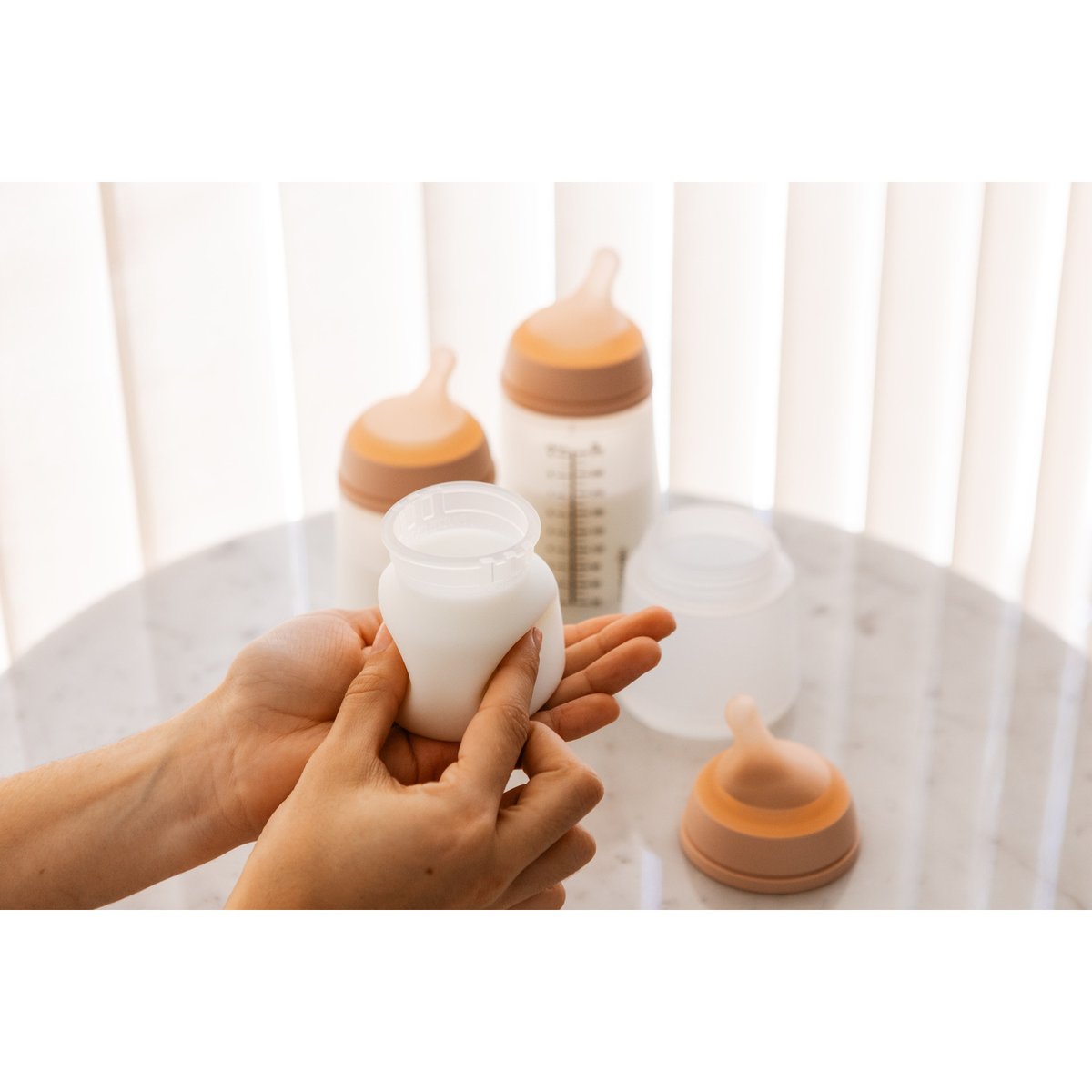 Biberon anti-colique spécial allaitement 120 ml ZERO.ZERO caramel, SUAVINEX