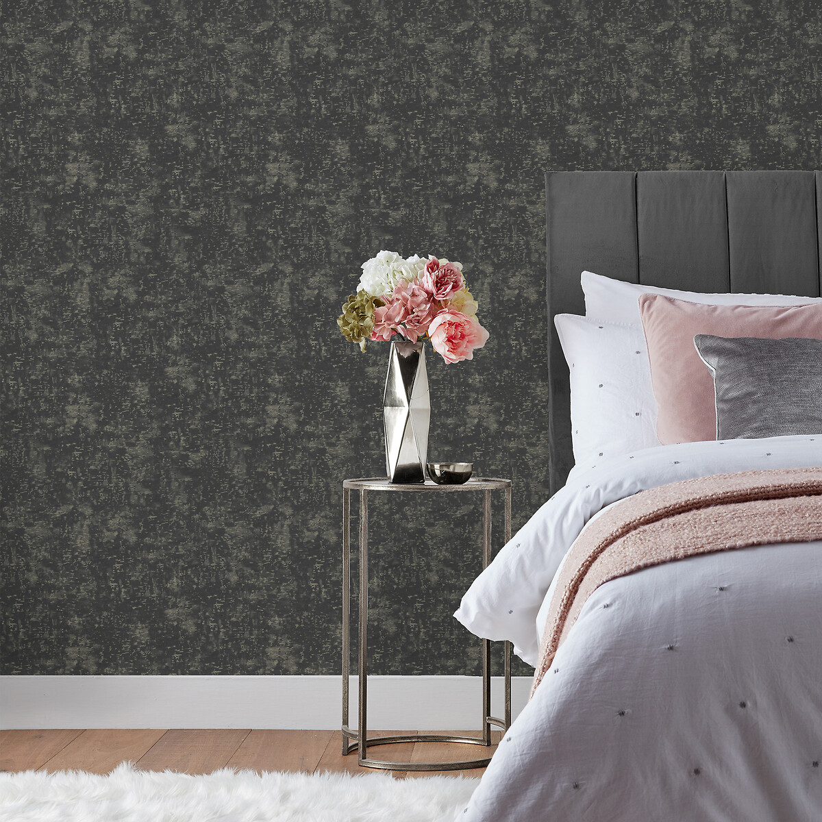 10m Luxe Symphony Abstract Vinyl Wallpaper black, FURN.