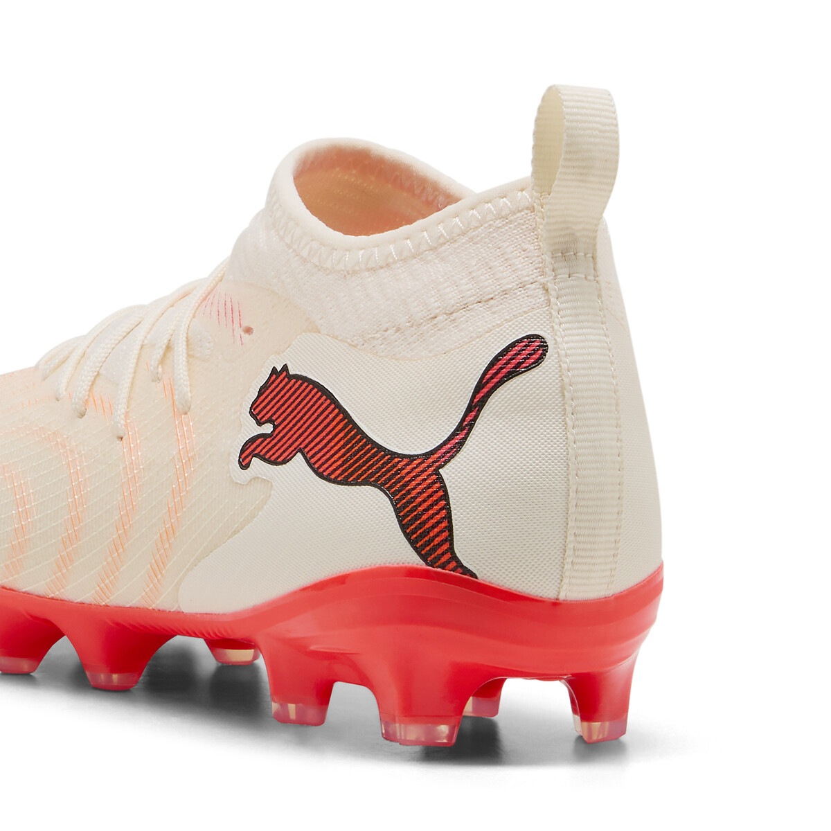 Crampons FUTURE 9 MATCH FG/AG Jr beige/rouge, PUMA