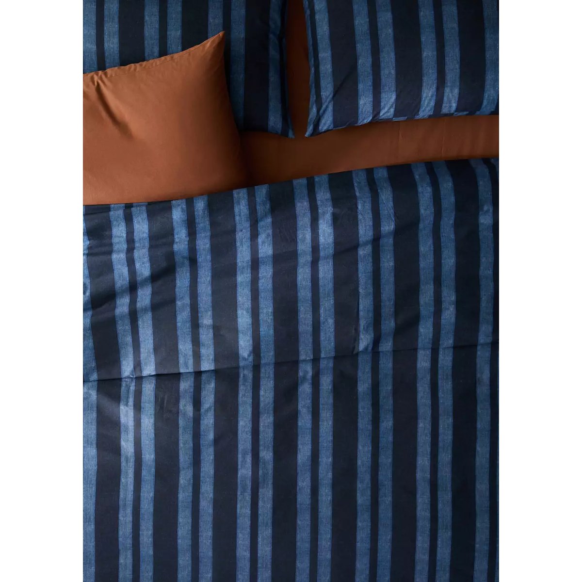 Housse de couette en percale de coton à rayures denim Lit 180/200 cm bleu indigo, MANGO HOME