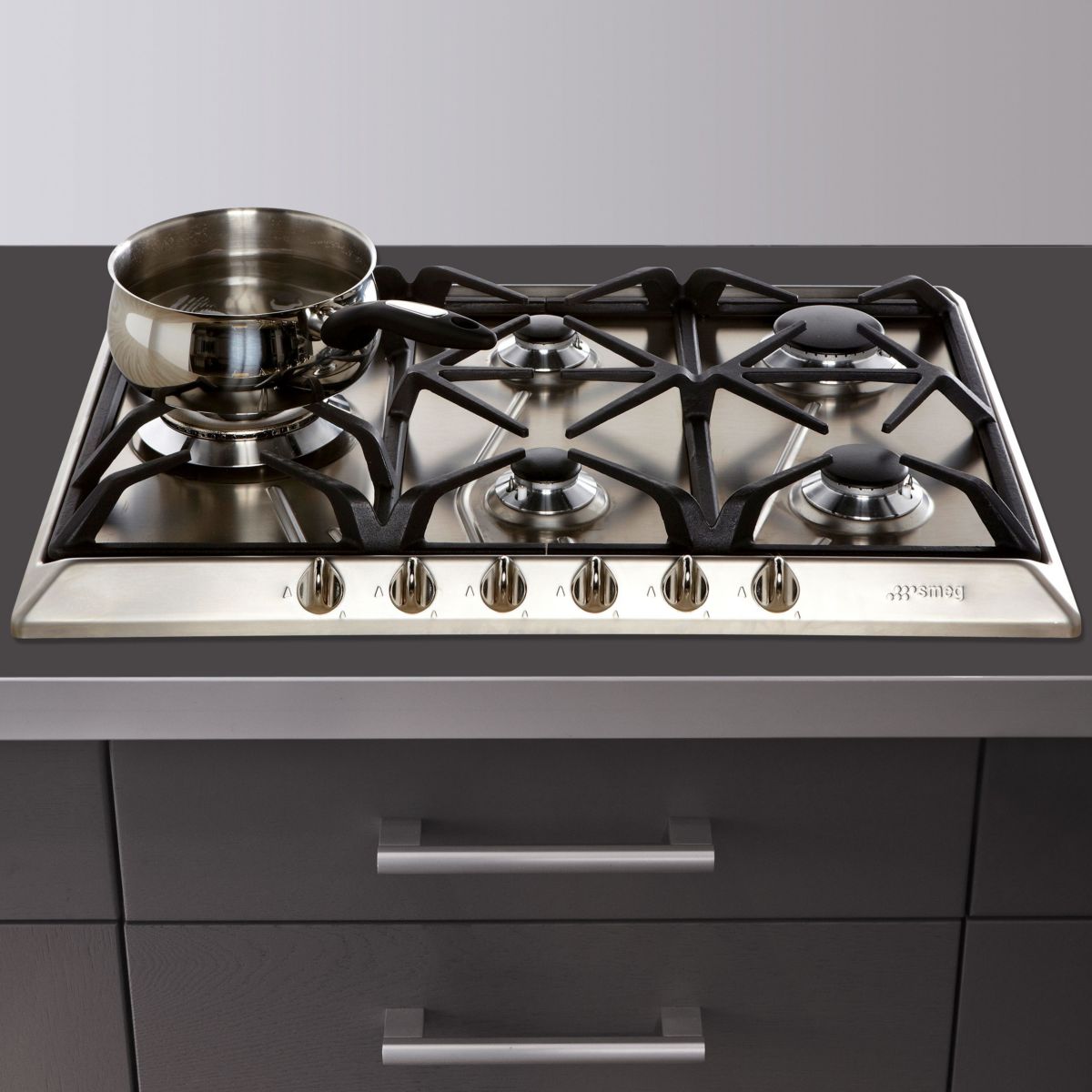 Plaque gaz SRV575GH5 gris, SMEG
