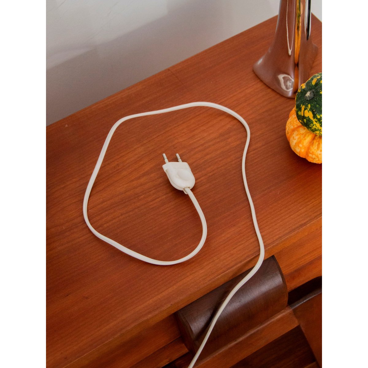 Lampe à poser STILE Knoll Julia N°510 - Bon état bleu foncé, DEBONGOUT