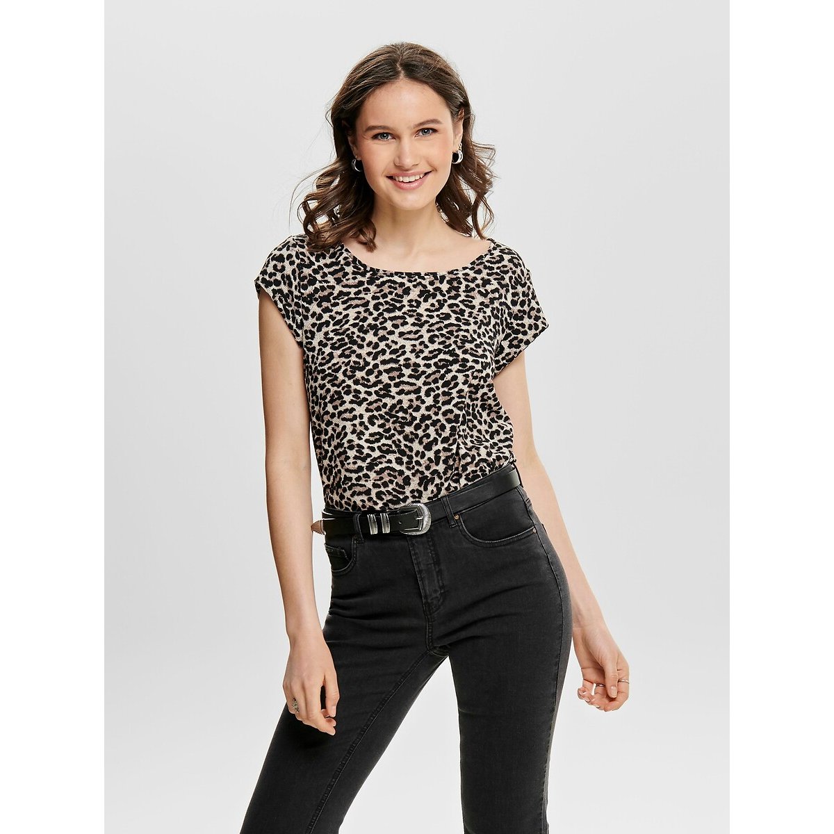 Leopard Print Blouse with Crew Neck and Short Sleeves leopard print, ONLY