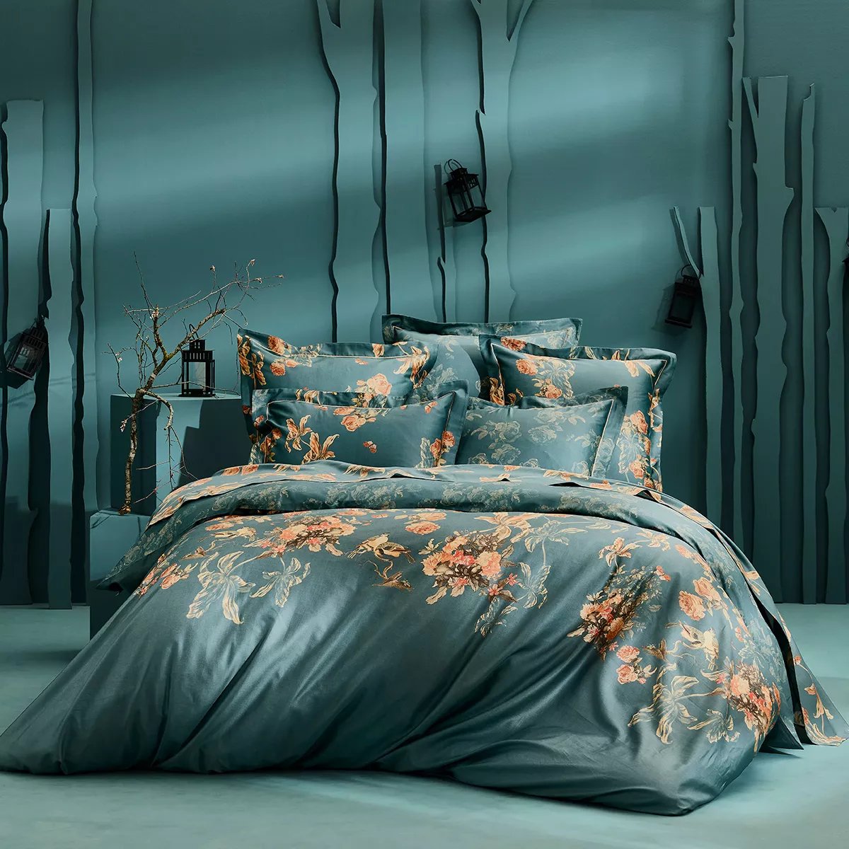 Drap housse b35 satin de coton ROSES D'AUTOMNE vert anglais, GARNIER THIEBAUT