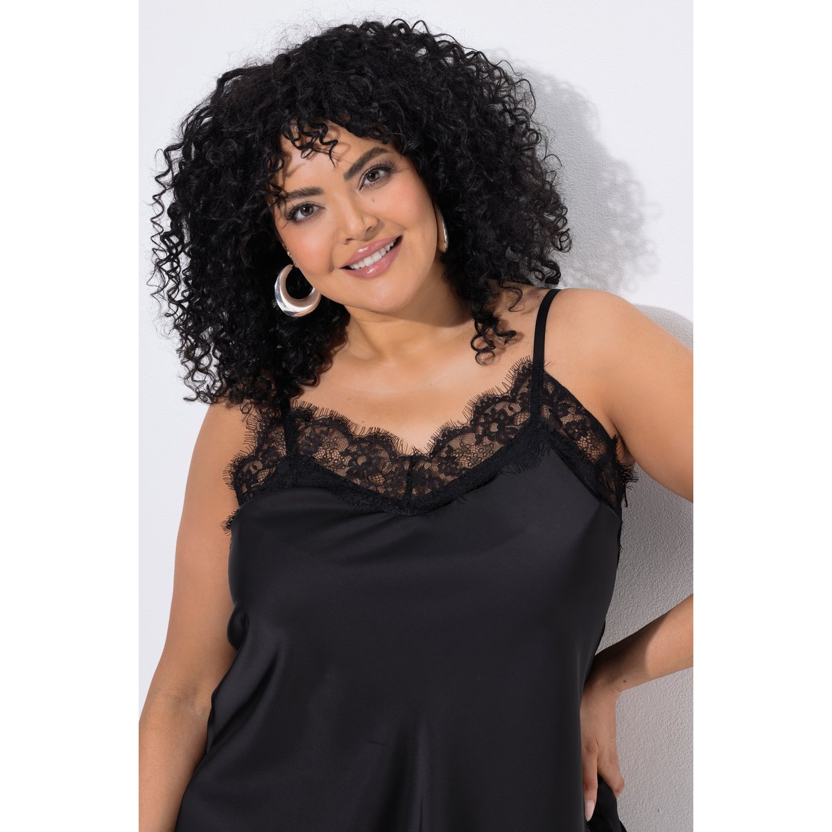 Caraco en satin (sans manches) noir, ULLA POPKEN