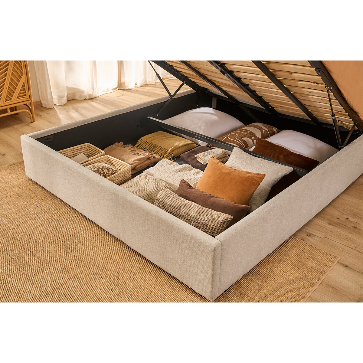 Lit coffre 2 places 160x200 cm en tissu beige OREN beige, MILIBOO