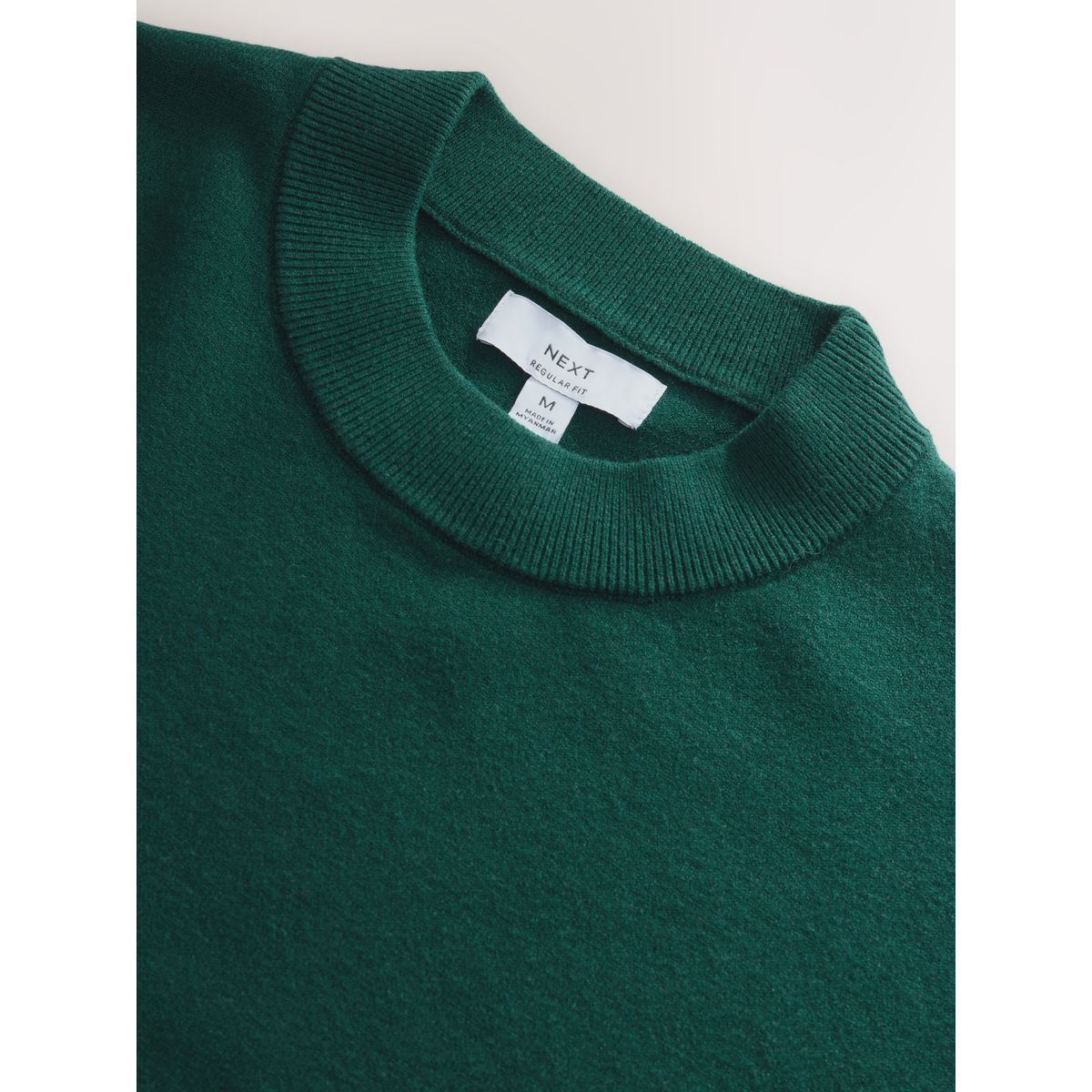 Pull en maille ultra-douce de laine mélangée vert foncé, NEXT