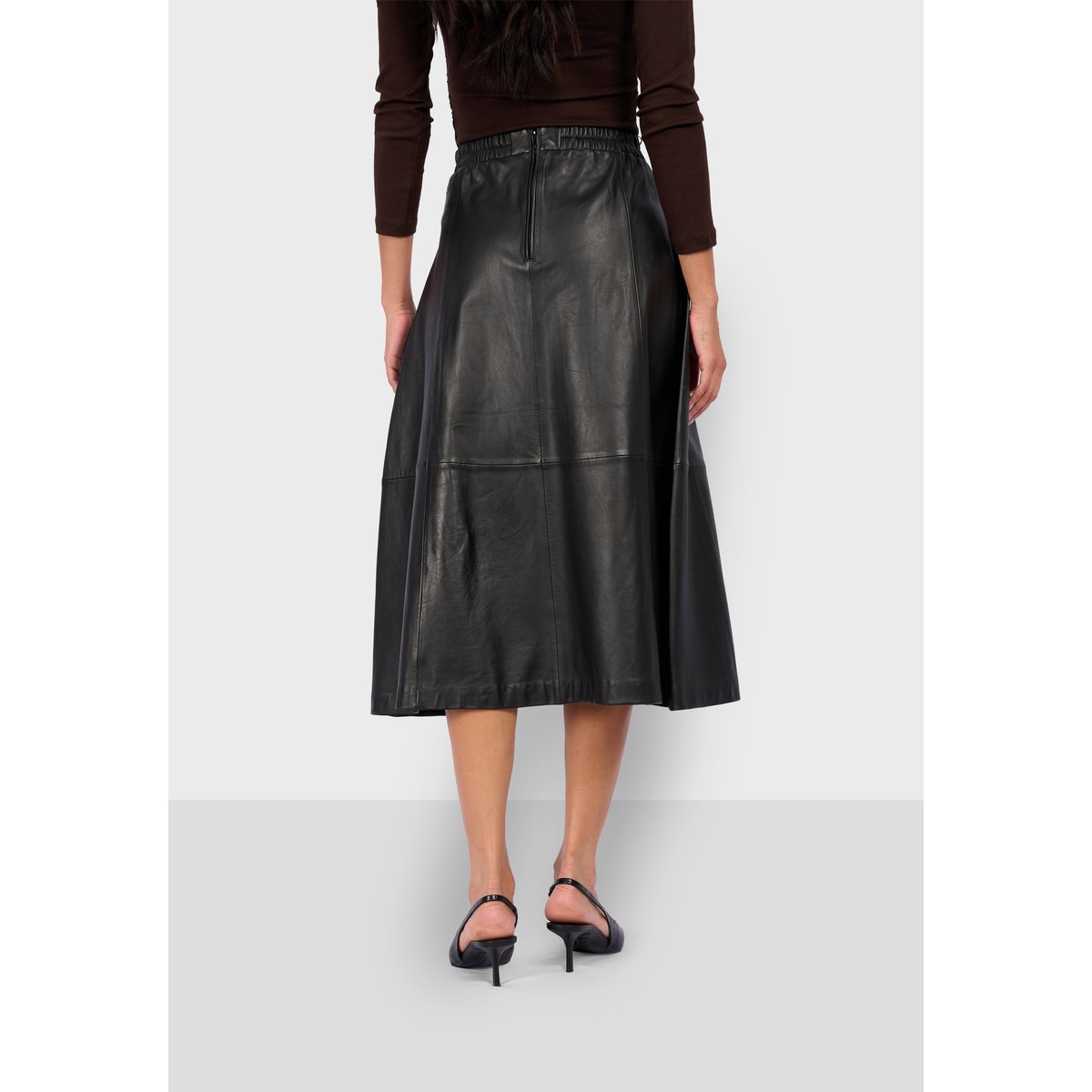 Jupe midi à taille élastiquée NAHEE noir, OAKWOOD