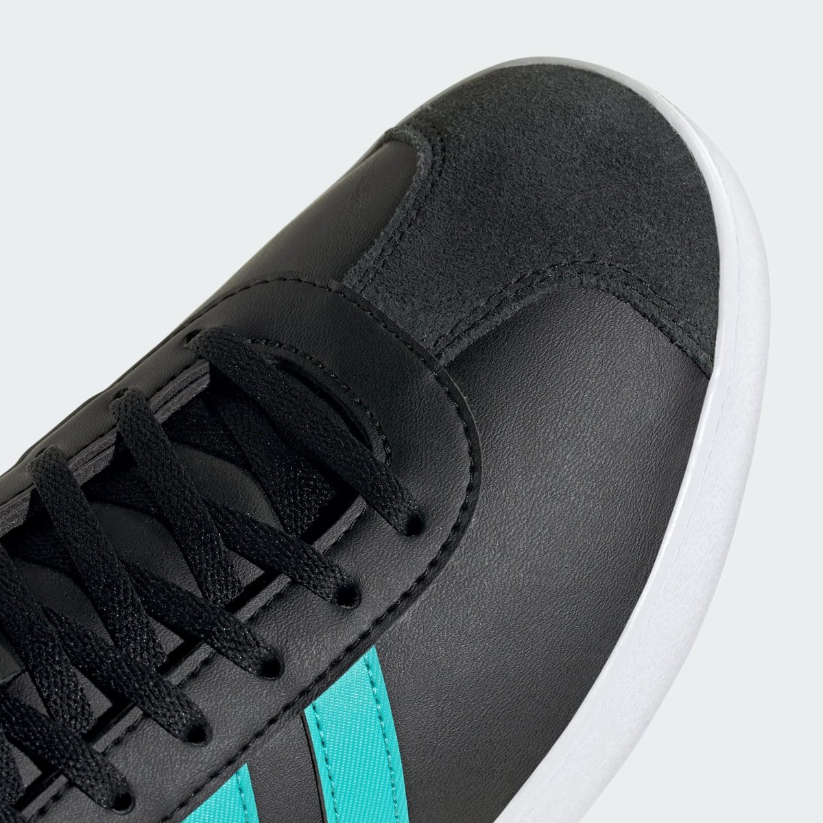 Chaussure Mercedes - Amg Petronas Formula One Team Vl Court Chaussure Mercedes - Amg Petronas Formula One Team Vl Court core black / semi mint rush / cloud white, adidas Performance