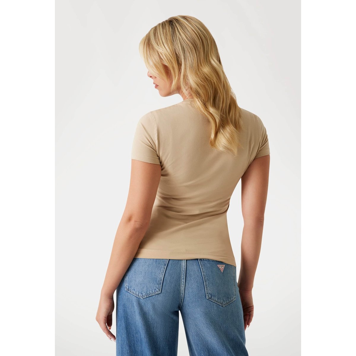 T-Shirt Logo Triangulaire beige, GUESS