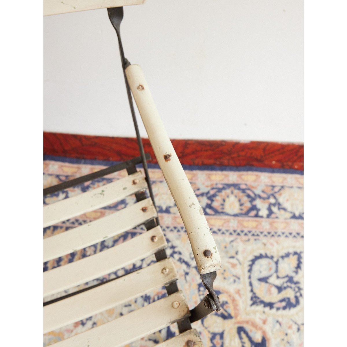 Fauteuil de jardin pliant en bois Ernest N°1625 - Bon état blanc, DEBONGOUT