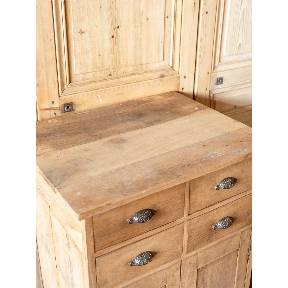 Meuble de métier en bois Fernand N°404 - Bon état bois clair, DEBONGOUT