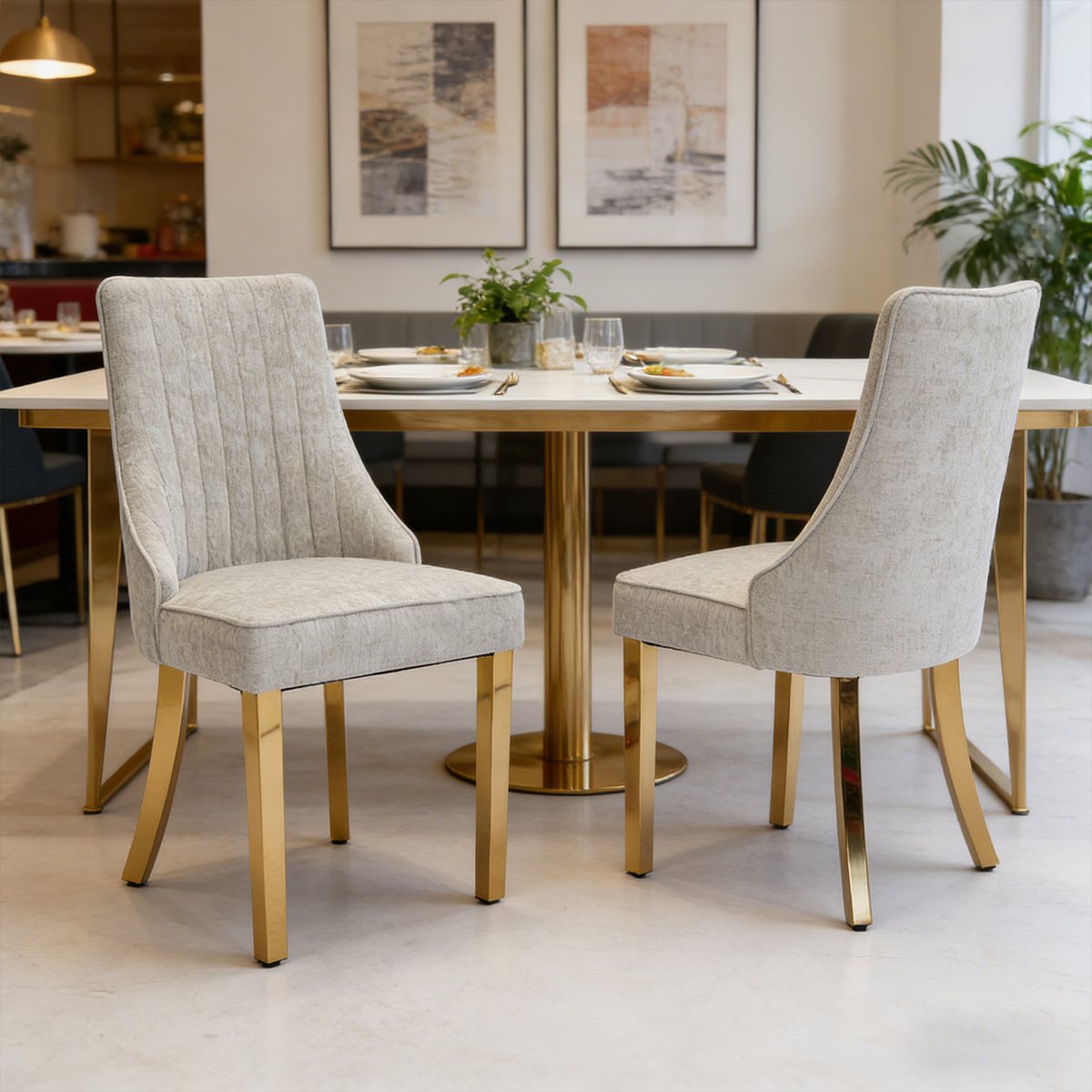 Lot de 2 chaises en tissu chenille avec pieds métal doré, GERRYC beige, MEUBLES COSY