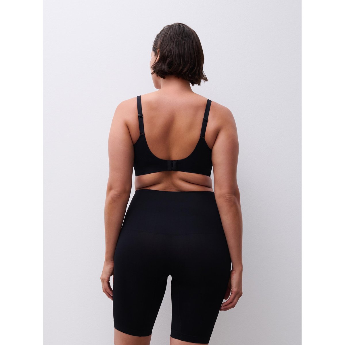 Panty gainant SMOOTH COMFORT noir, CHANTELLE