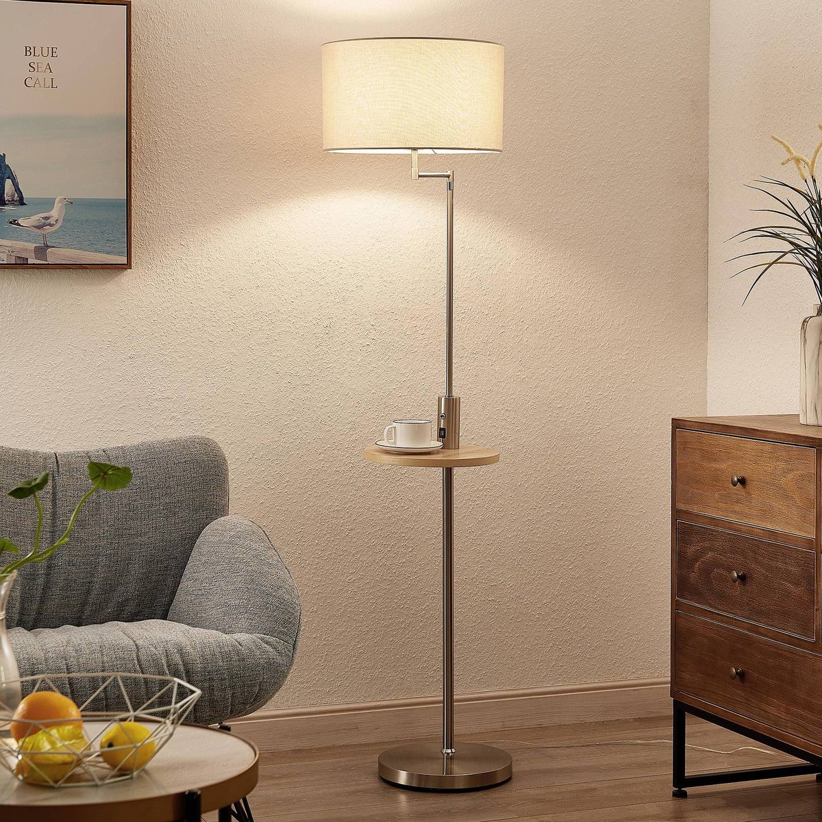 Lampadaire en métal moderne, Zinia nickel satiné, beige, bois clair, LINDBY