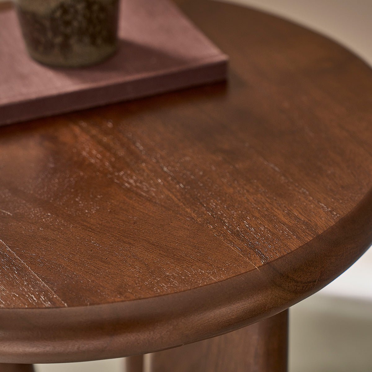 Table d'appoint en bois d'acacia ronde  ANNA marron, BERAH GETAH