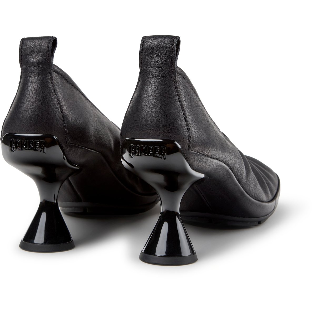 Escarpins Right Left Smooth Leather noir 001, CAMPER