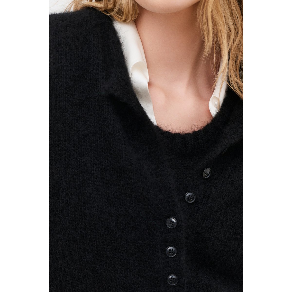 Gilet droit col rond MVANILLE noir, CAROLL