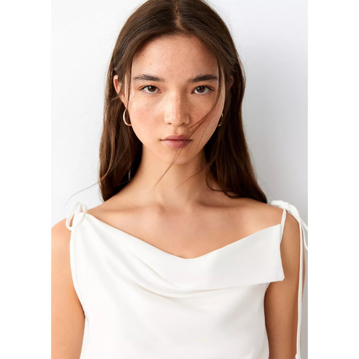 Top ajusté asymétrique blanc cassé, MANGO TEEN