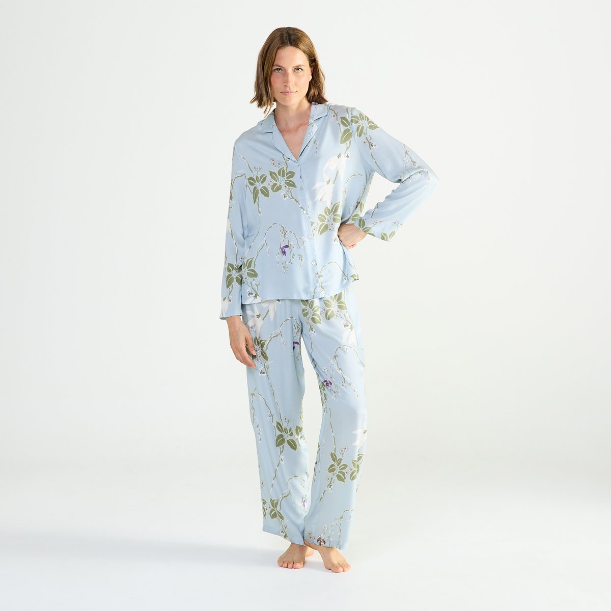 Pyjama col tailleur en satin RAMEAU givre, LAURENCE TAVERNIER
