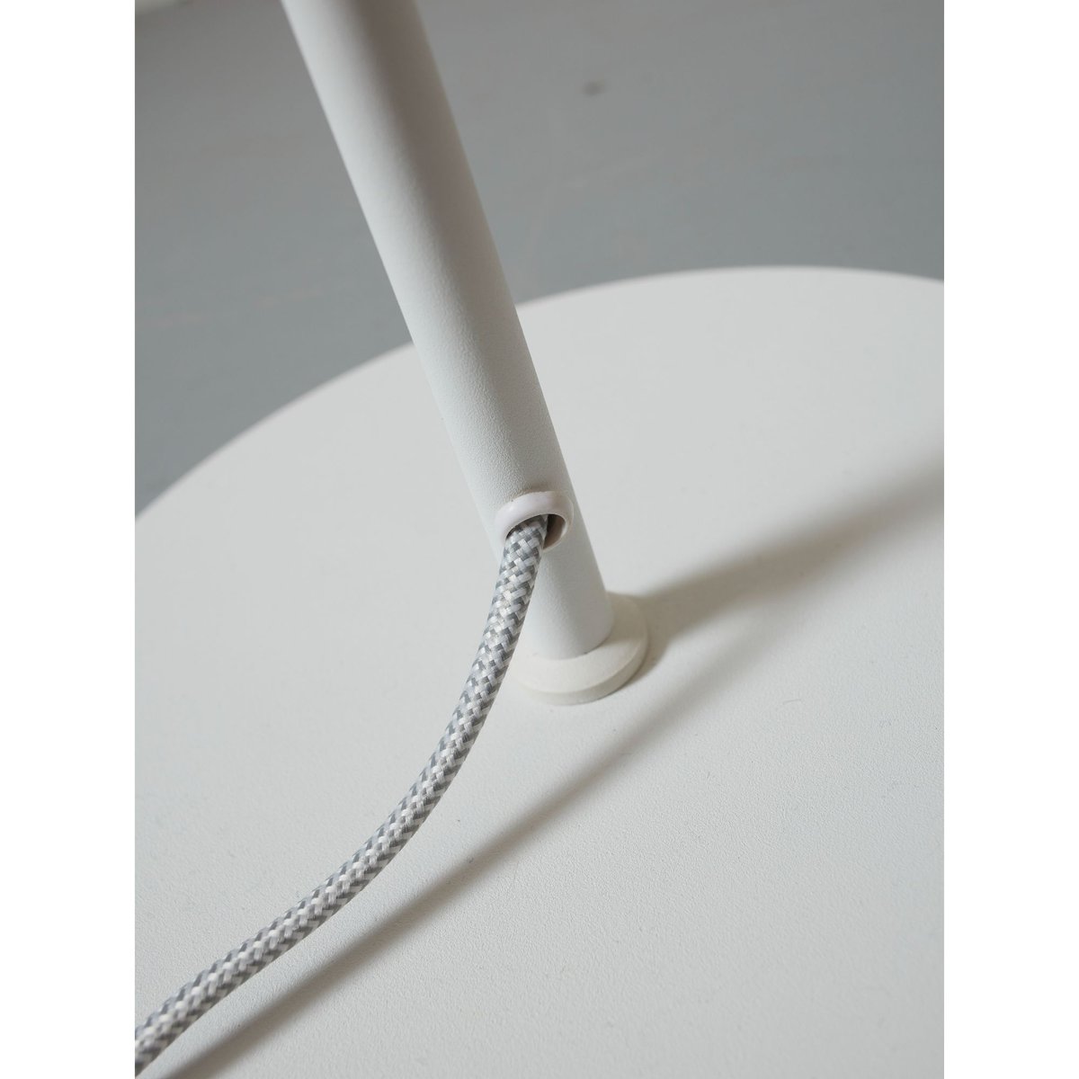 Lampadaire Le fer LISBON blanc, IT'S ABOUT ROMI