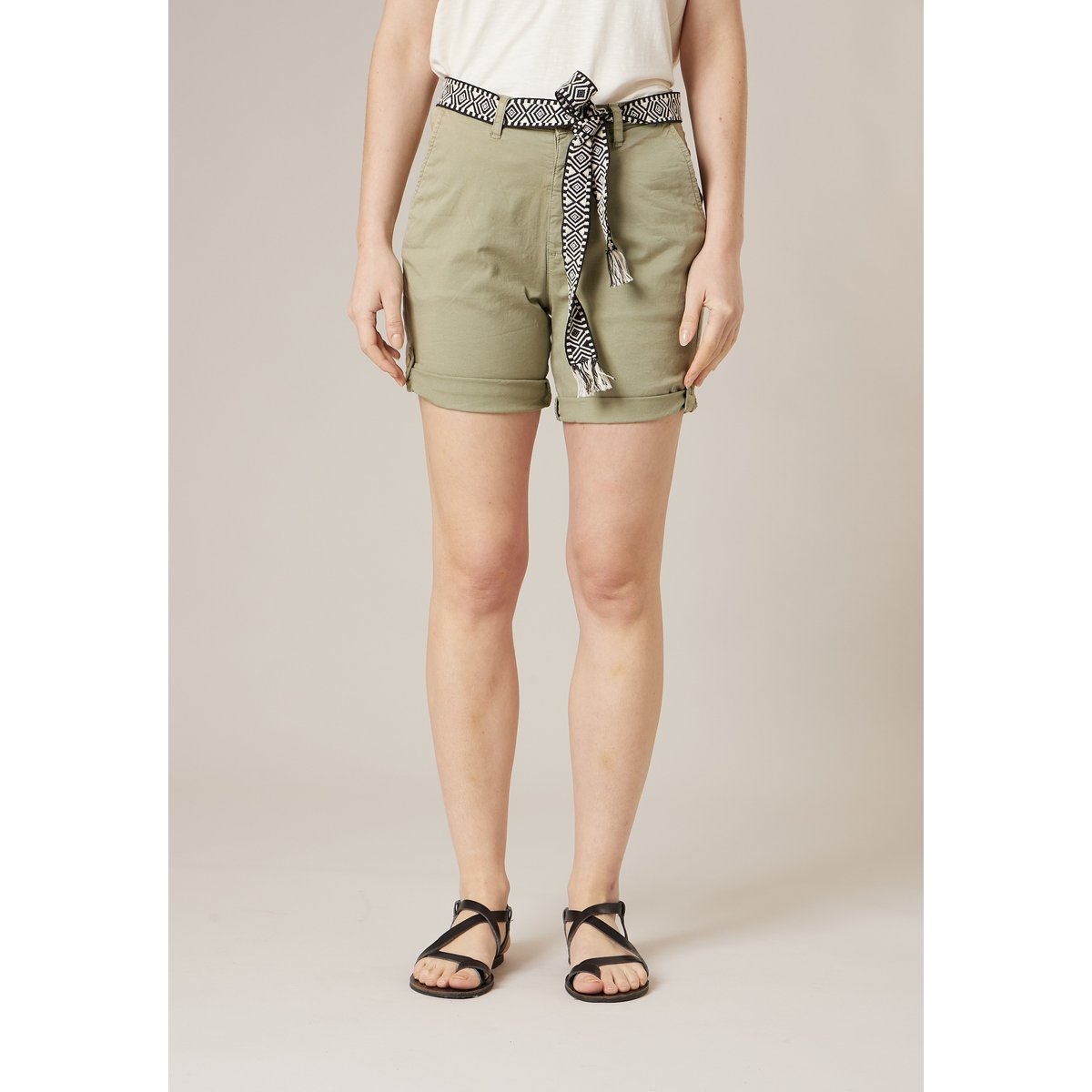 Short court femme en coton stretch KAIJA kaki clair, DEELUXE