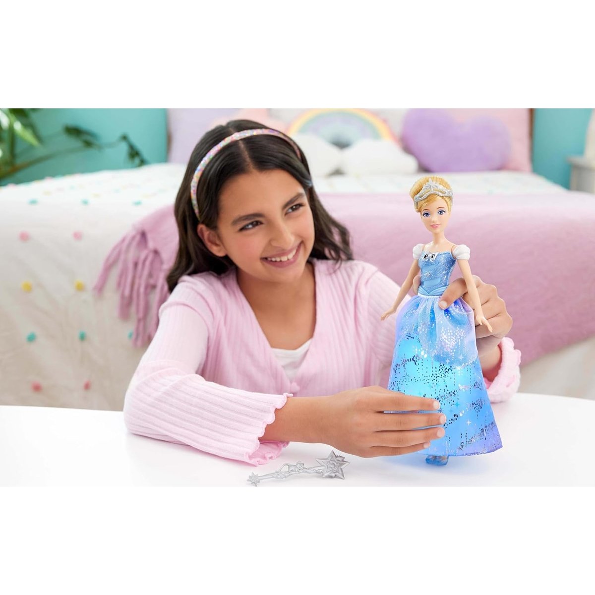 Disney Princess-Poupée Cendrillon et sa robe enchantée bleu, MATTEL