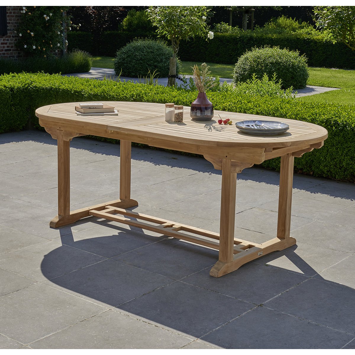 Table de jardin en teck extensible 10/12 places MIDLAND naturel, BERAH GETAH