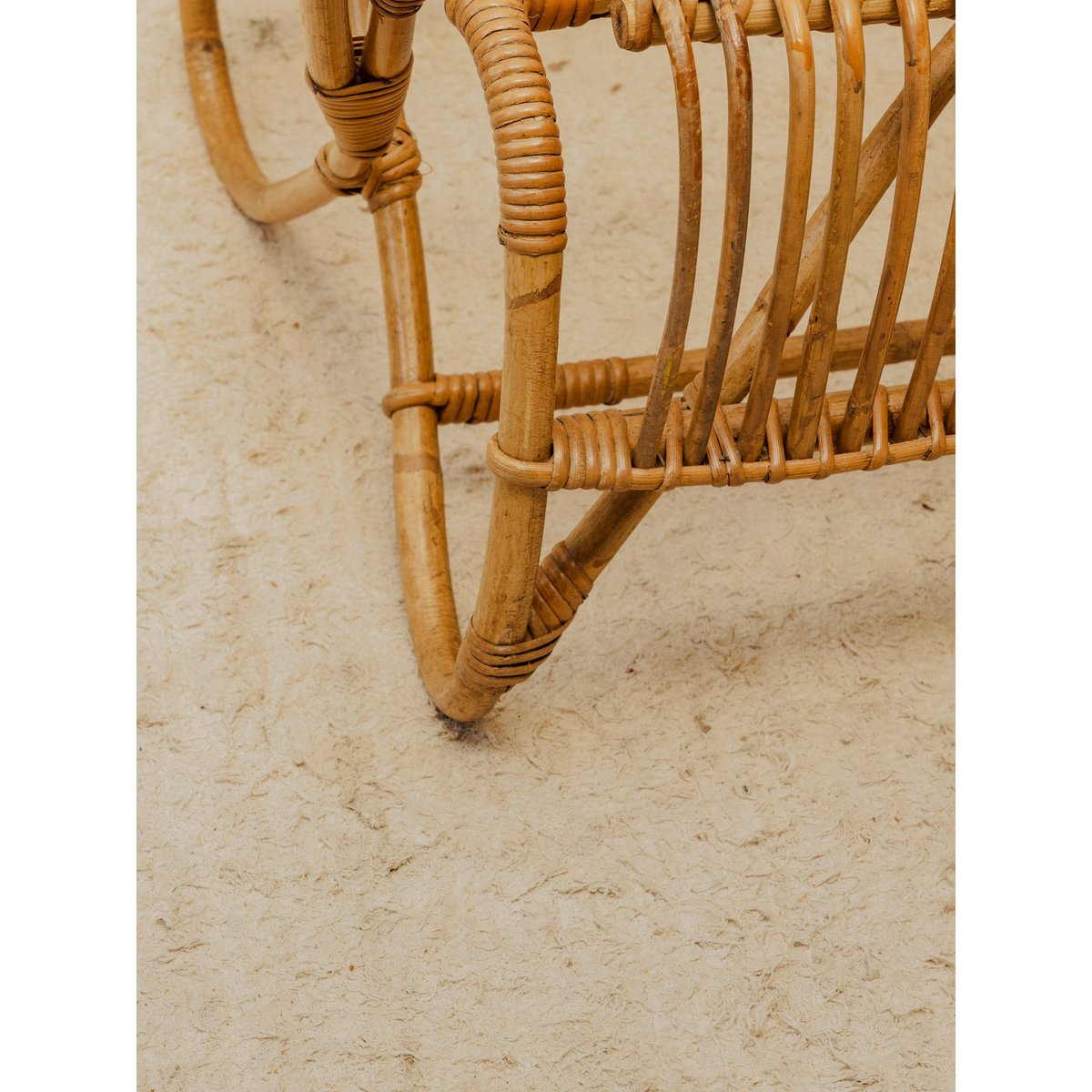 Fauteuil en rotin Ernest N°1046 - Bon état bois clair, DEBONGOUT