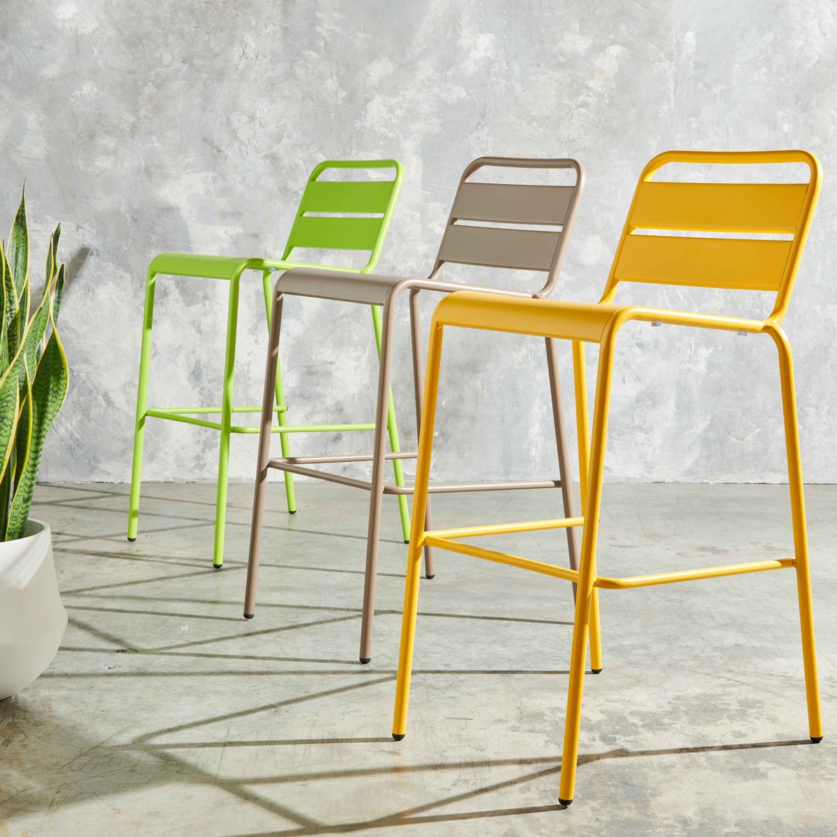 Chaise haute de jardin en métal, PALAVAS taupe, OVIALA
