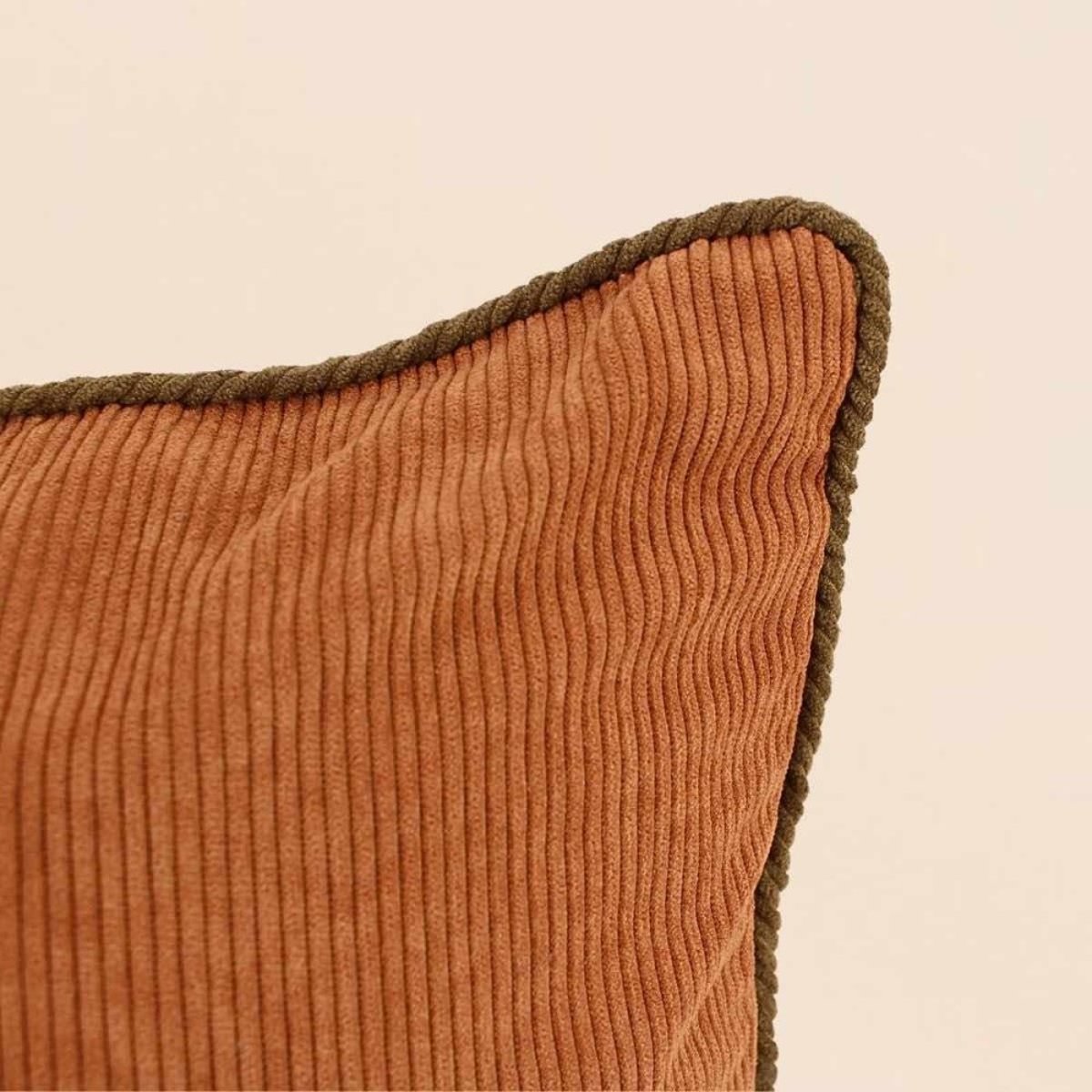 Lot de 2 housses de coussin 40x40cm en velours marron, ORNAMI