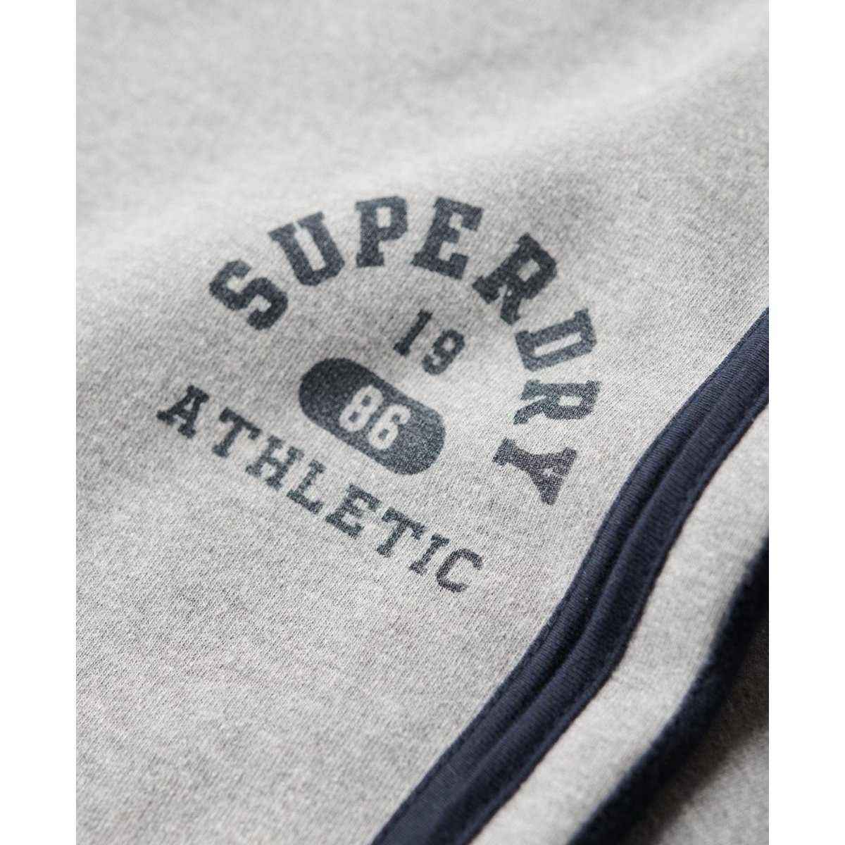 Pantalon de survêtement évasé à rayures Athletic Essentials gris chiné, SUPERDRY