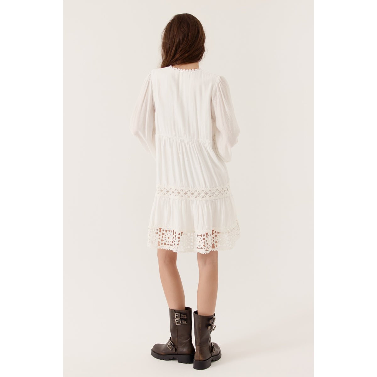 Robe courte à manches courtes et col en V Fatou cream, ARTLOVE