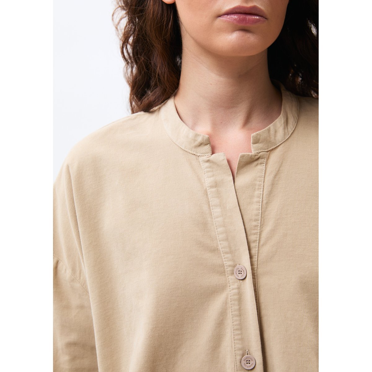Chemise manches 3/4 en velours côtelé sable, HUMILITY
