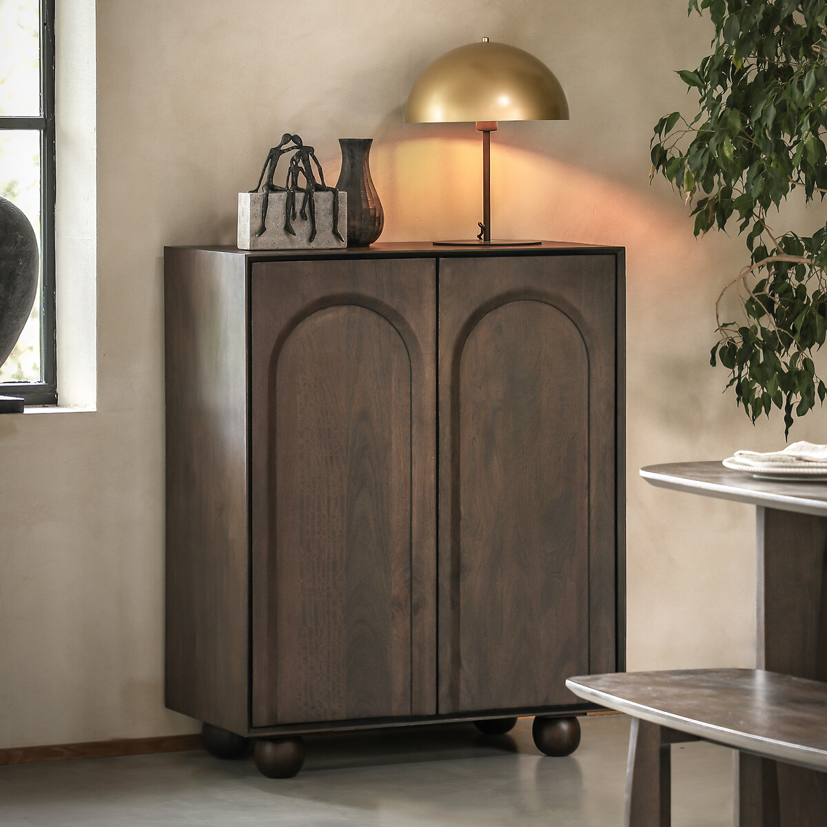 Akron Arch Mango Wood Cupboard with Ball Feet brown , ÉDITÉ