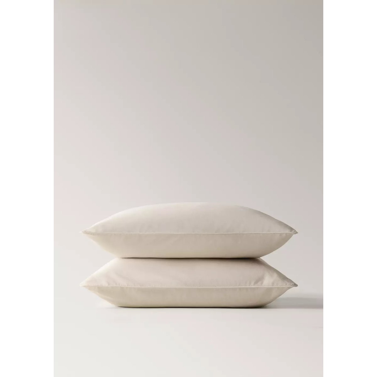 Deux taies d'oreiller percale de coton 500 fils finition passepoilée 60x60 cm sable, MANGO HOME