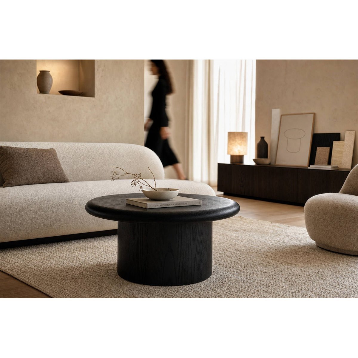 Table d'appoint ronde, Placage de frêne noir, RECOLLECTION