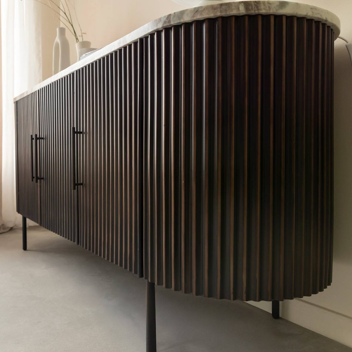 Buffet en métal et marbre ORLANDO noir, MADE IN MEUBLES